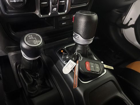 Used 2022 Jeep Wrangler Unlimited Sport image 18