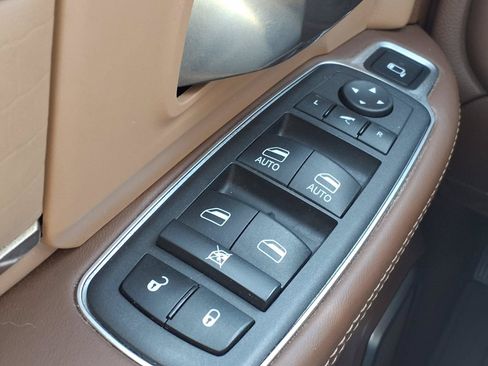 Used 2022 RAM 2500 Limited AWD/4WD image 17