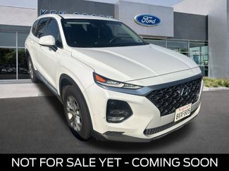 Used 2019 Hyundai Santa Fe SE video 1