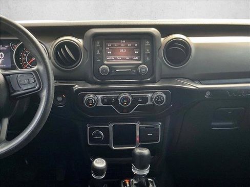Used 2021 Jeep Wrangler Unlimited Sport AWD/4WD image 8