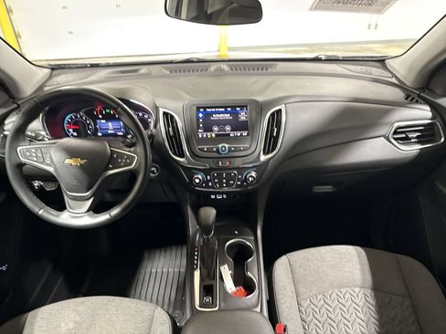 Used 2023 Chevrolet Equinox LT FWD image 10