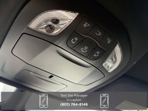 New 2026 Chrysler Pacifica Select w/ S Appearance Package image 21