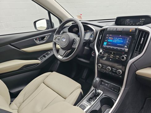 Used 2019 Subaru Ascent Limited w/ Popular Package #3 AWD/4WD image 10