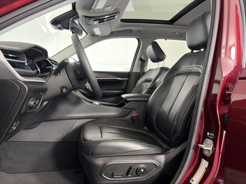 Used 2023 Jeep Grand Cherokee 4WD 4xe w/ Luxury Tech Group II image 6