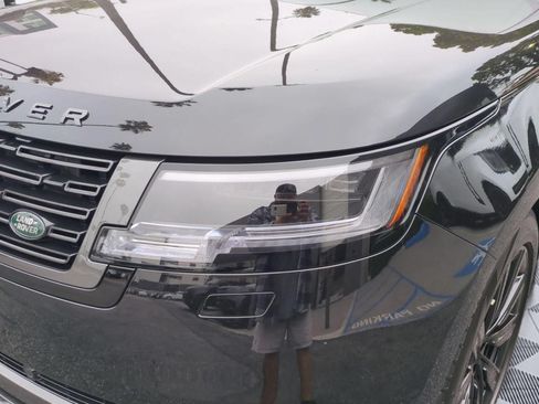 New 2026 Land Rover Range Rover SE AWD/4WD image 10