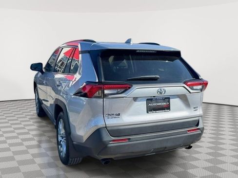 Used 2023 Toyota RAV4 XLE Premium AWD/4WD image 6