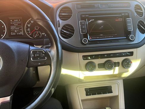 Used 2014 Volkswagen Tiguan S FWD image 28