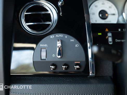 Used 2016 Rolls-Royce Ghost image 22