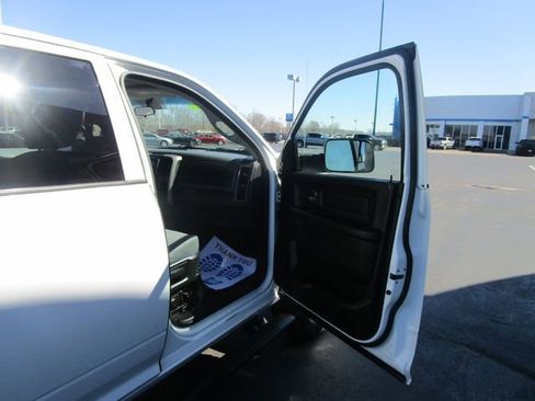 Used 2017 RAM 3500 Tradesman w/ Popular Equipment Group AWD/4WD image 30