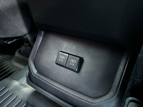 Used 2021 Toyota Highlander XSE image 35