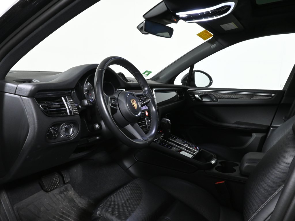 Used 2023 Porsche Macan S AWD/4WD image 4