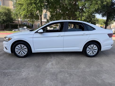 Used 2019 Volkswagen Jetta S w/ Driver Assistance Package FWD image 4