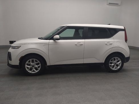 Used 2022 Kia Soul LX w/ Technology Package image 2