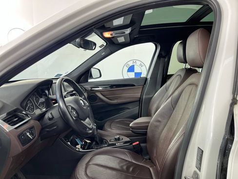 Used 2016 BMW X1 xDrive28i AWD/4WD image 2