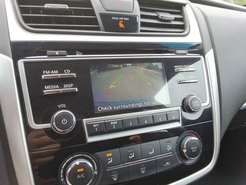 Used 2018 Nissan Altima 2.5 SR FWD image 27