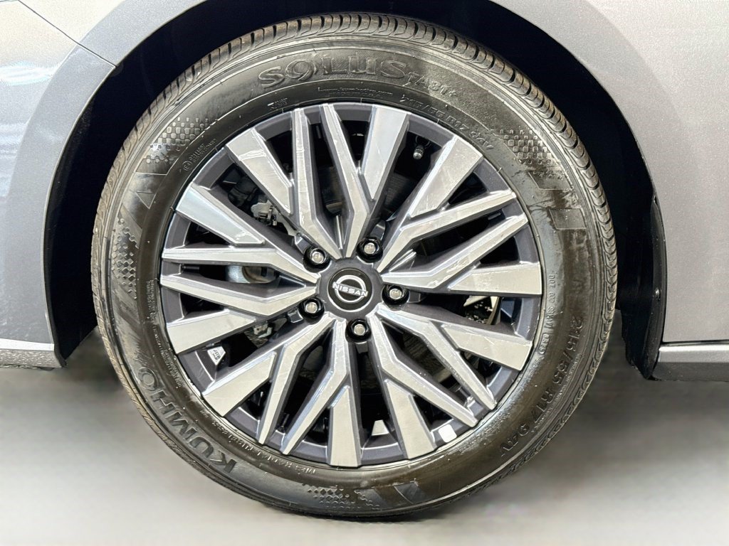 Used 2026 Nissan Altima 2.5 SV FWD image 37
