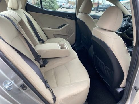 Used 2015 Kia Optima LX image 22