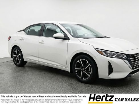 Used 2025 Nissan Sentra SV image 1