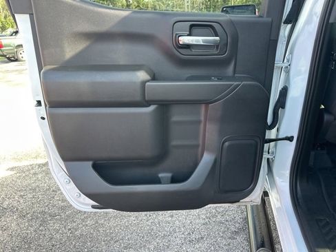 Certified 2024 Chevrolet Silverado 1500 Custom image 27