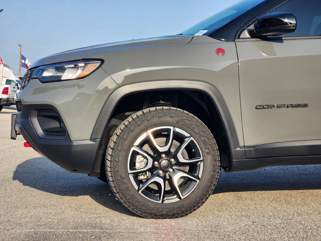 New 2026 Jeep Compass Trailhawk AWD/4WD image 6