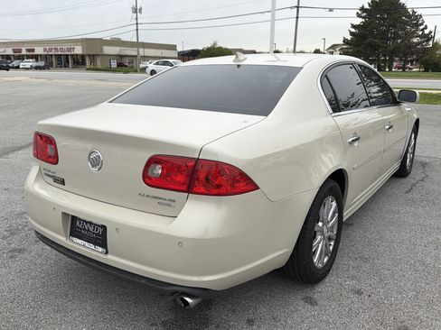 Used 2011 Buick Lucerne CXL FWD image 3
