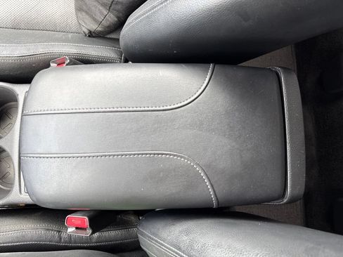 Used 2018 Nissan Rogue SL FWD image 39