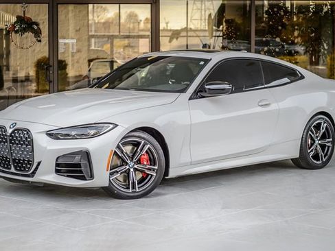 Used 2021 BMW 440i xDrive Coupe w/ Premium Package image 2
