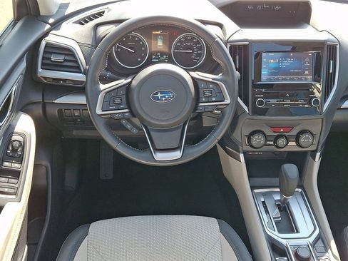 Used 2023 Subaru Forester Premium image 10