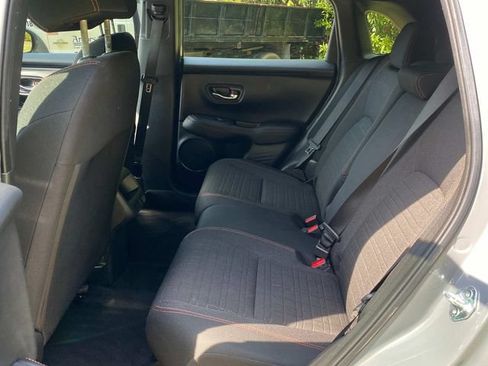 Used 2024 Honda HR-V Sport image 9