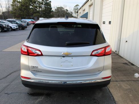 Used 2020 Chevrolet Equinox LT image 14