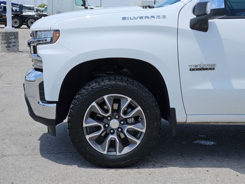 Used 2022 Chevrolet Silverado 1500 LT w/ Safety Package RWD image 9