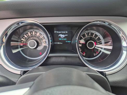 Used 2013 Ford Mustang GT Premium w/ Security Pkg RWD image 12