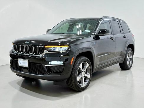 Used 2022 Jeep Grand Cherokee Limited 4xe w/ Luxury Tech Group II AWD/4WD image 9
