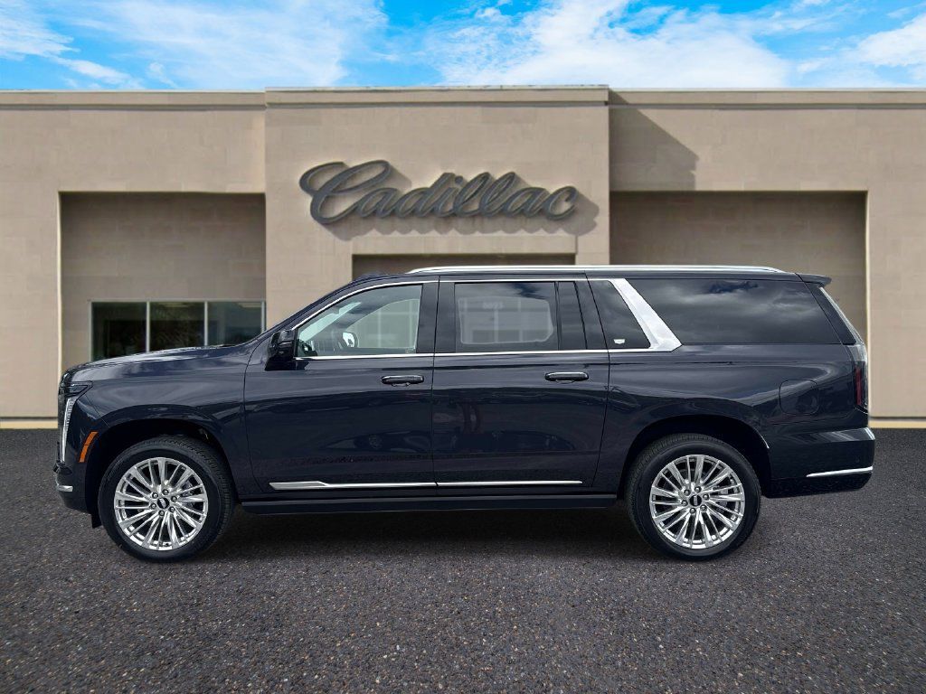 New 2026 Cadillac Escalade ESV Luxury w/ Touring Package AWD/4WD image 6