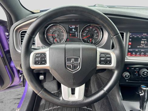 Used 2014 Dodge Charger R/T RWD image 23