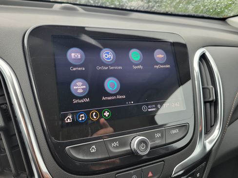 Certified 2024 Chevrolet Equinox Premier FWD image 19
