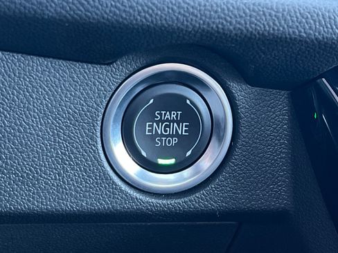 Used 2025 Chevrolet Traverse High Country FWD image 22