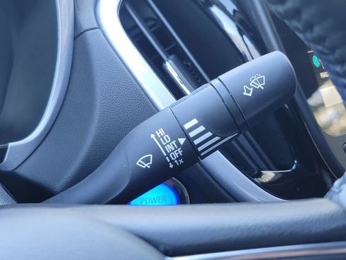 Used 2017 Chevrolet Volt LT w/ Comfort Package image 33