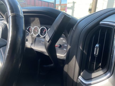 Used 2022 Chevrolet Silverado 1500 LT image 54