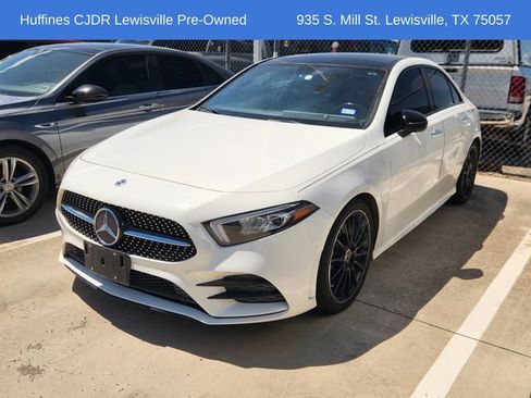 Used 2021 Mercedes-Benz A 220 image 3