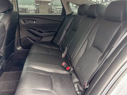 Used 2024 Honda Accord Touring image 18