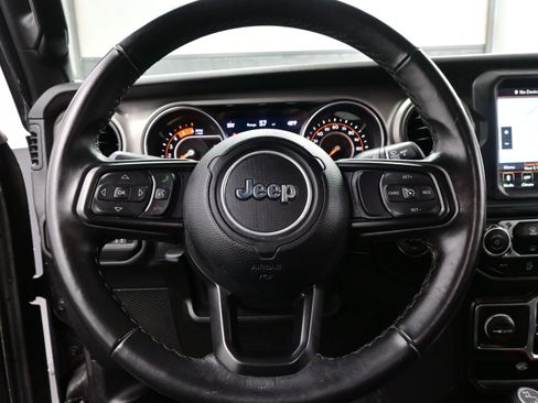 Used 2021 Jeep Gladiator Sport image 21