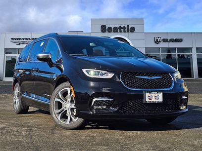New 2026 Chrysler Pacifica Pinnacle