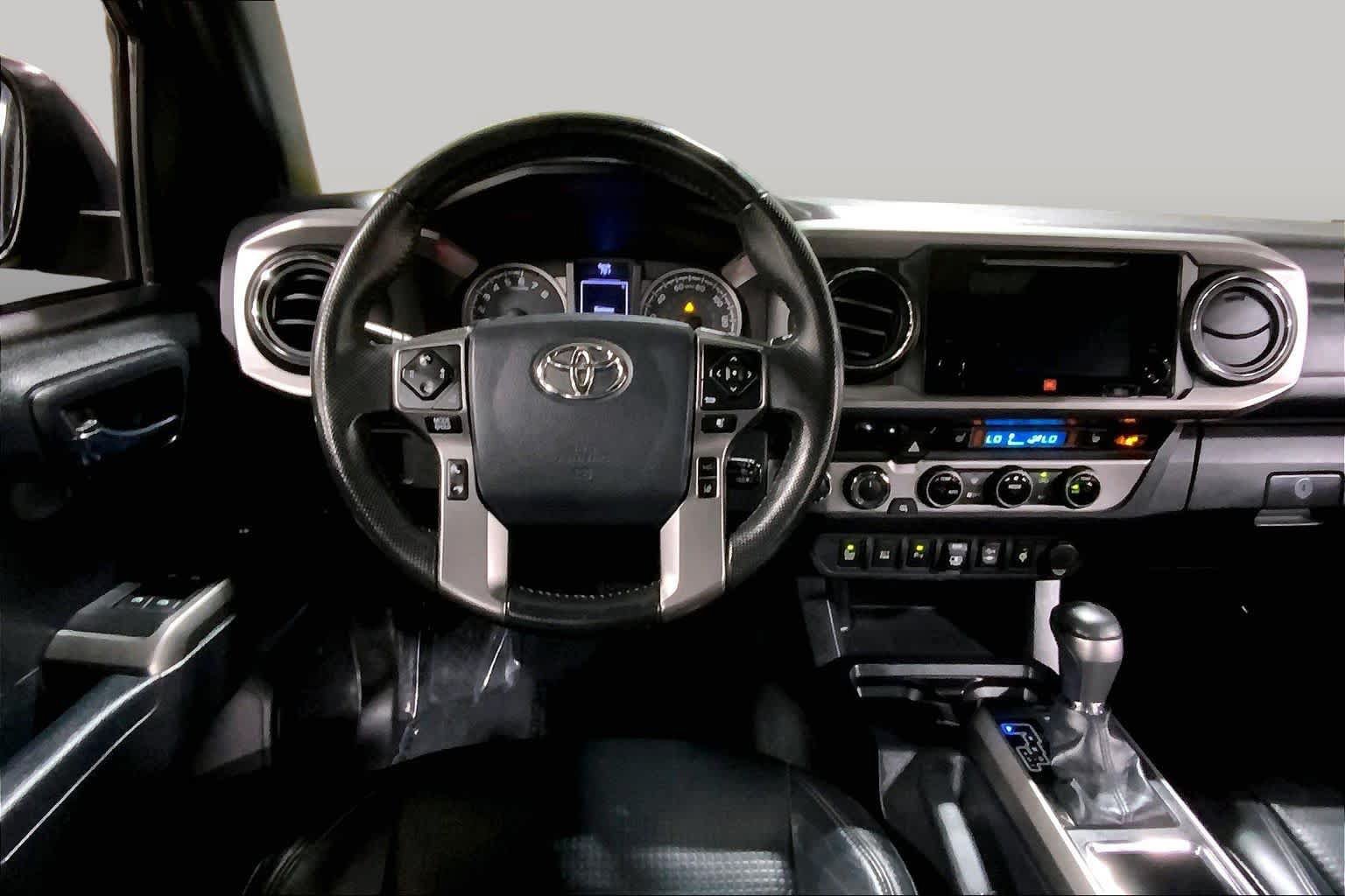 Used 2018 Toyota Tacoma Limited AWD/4WD image 6