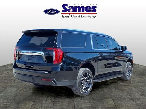 Used 2024 GMC Yukon XL SLE w/ Gmc Pro Safety Plus Package RWD image 3