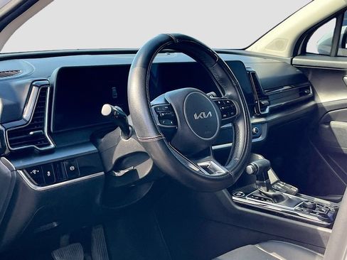 Used 2023 Kia Sportage EX FWD image 9