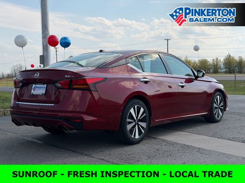Used 2022 Nissan Altima 2.5 SV w/ SV Premium Package FWD image 4