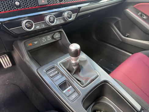 Used 2022 Honda Civic Si image 13