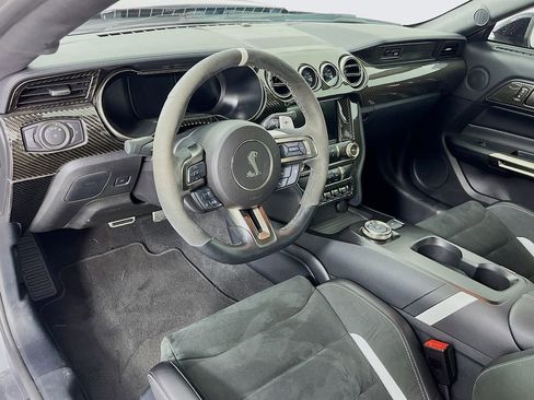 Used 2021 Ford Mustang Shelby GT500 w/ Technology Package image 3