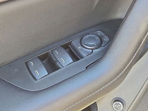 Used 2024 Chevrolet Blazer LT image 23